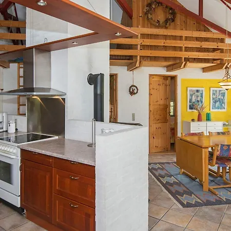 8 Person In Дом отдыха